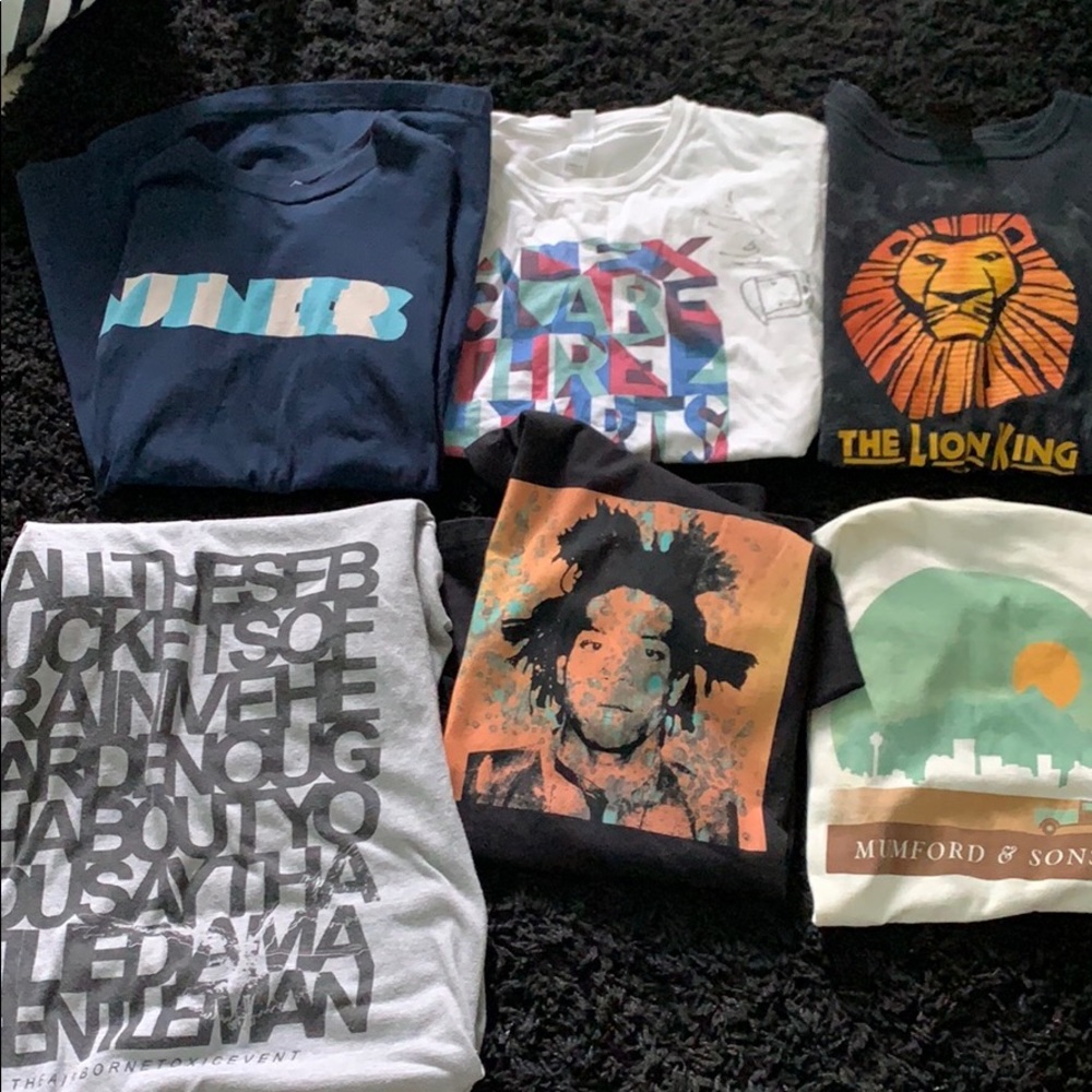 Set of concert and artist T-shirts— sizes xs, s